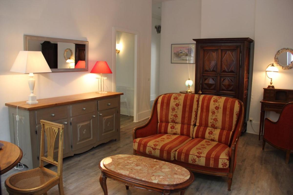 Chez Papoum Apartment Nevers Ngoại thất bức ảnh
