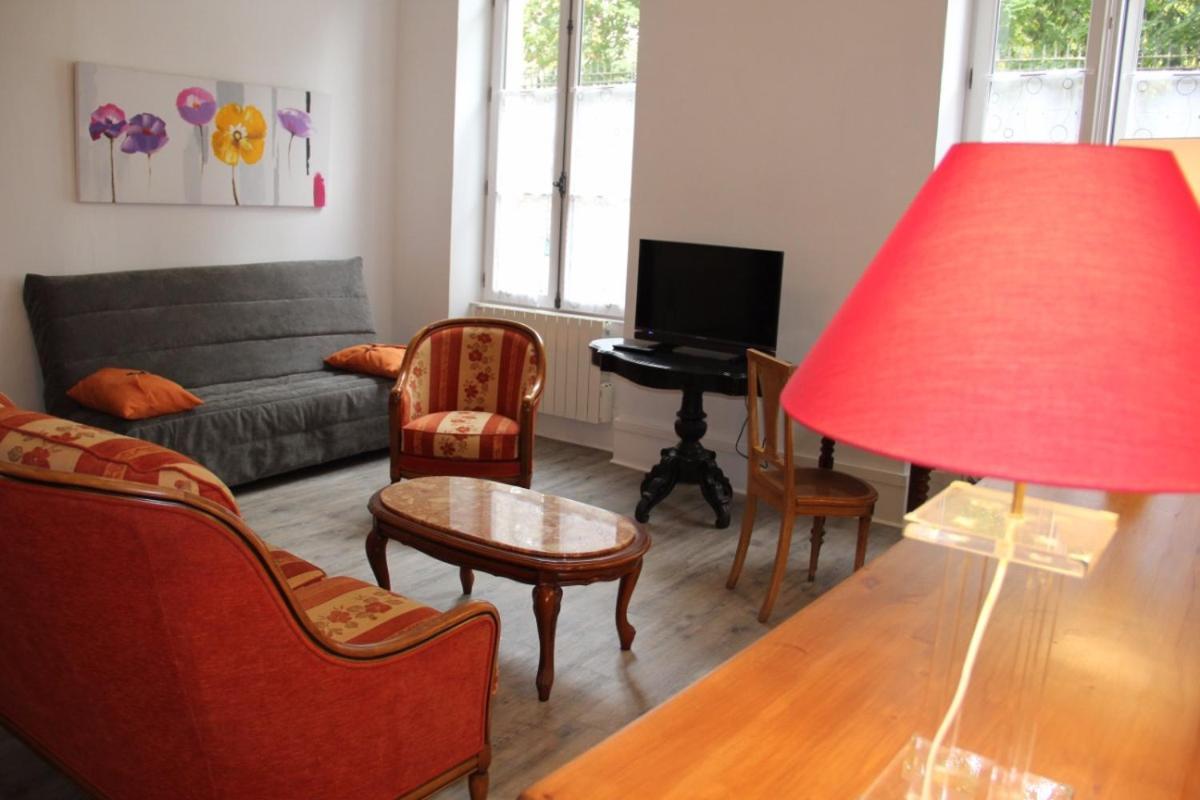 Chez Papoum Apartment Nevers Ngoại thất bức ảnh